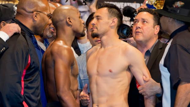 130504193454-mayweather-guerrero-050413-liveblog-single-image-cut.jpg